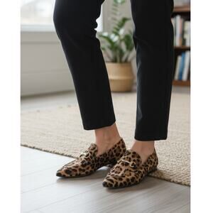 Leopard Print Women's Loafers Shoes Goldtone Horsebit Size 9; 40 NEW Pointed toe